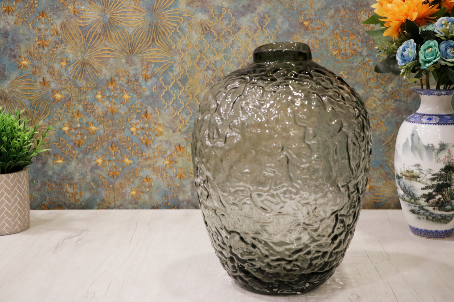 Obsidian Bloom vase- large