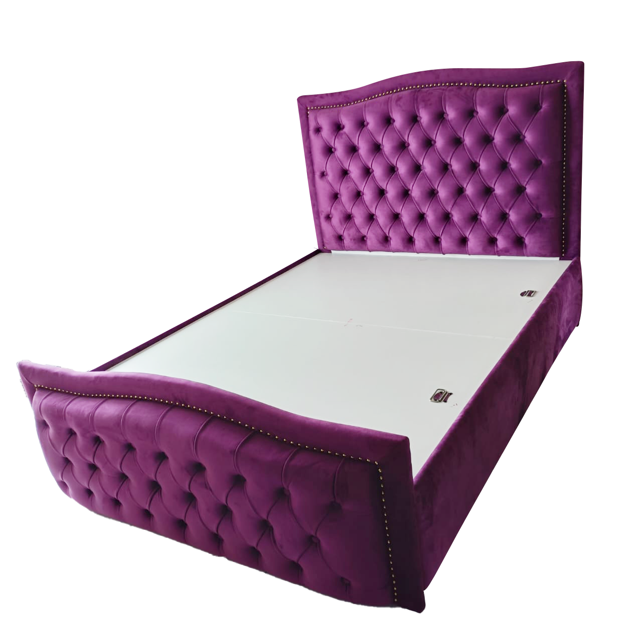 CB 04 – Emerald Elegance Tufted Bed Frame