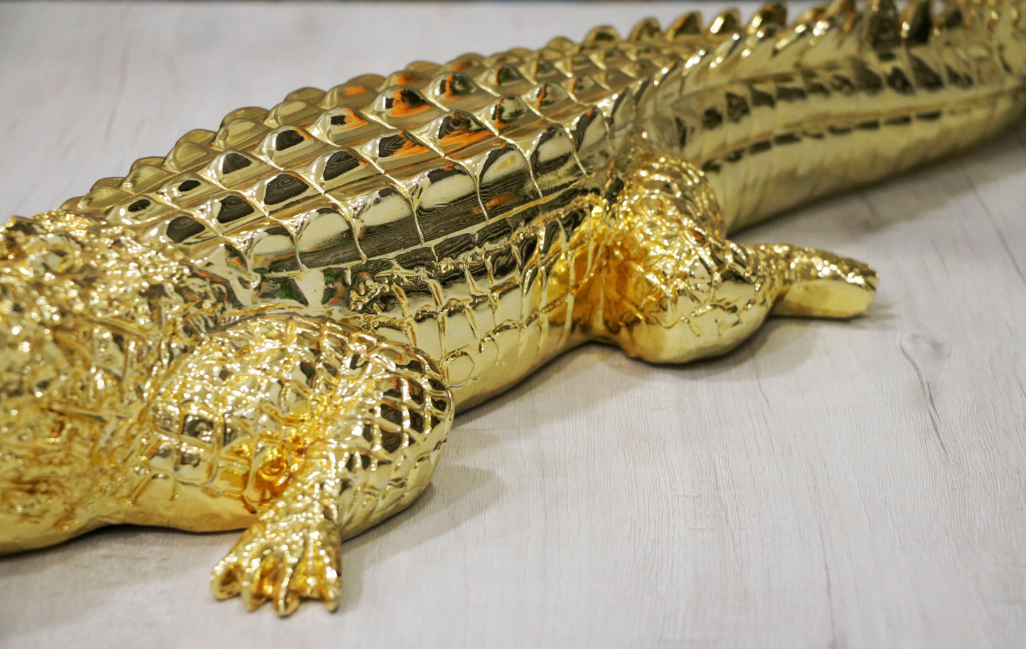 Golden Gator Luxe Sculpture